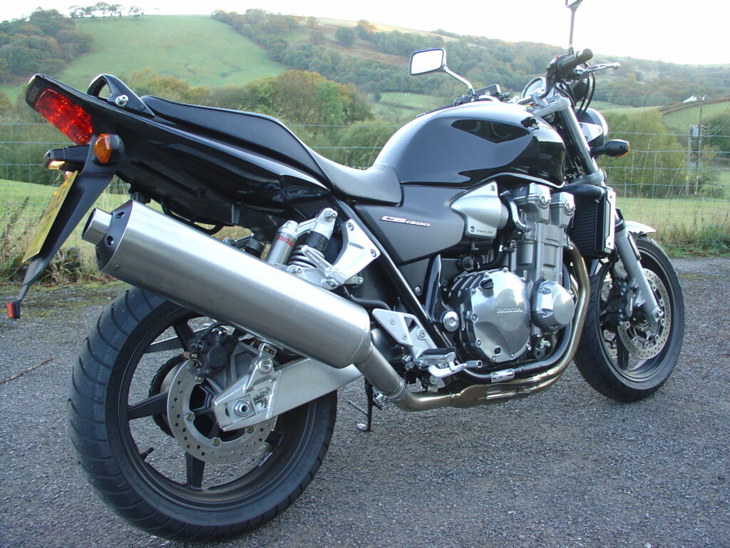 CB1300-4-1024x768.jpg